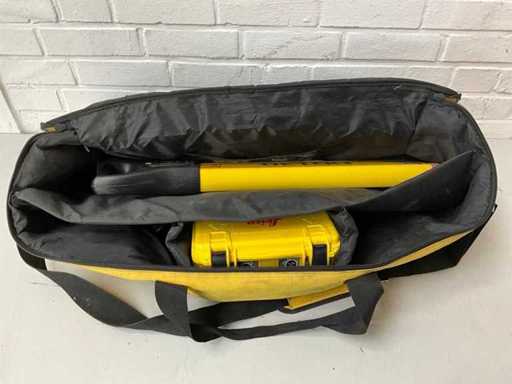 Leica DD130 + DA230 1 Watt Cable Locator