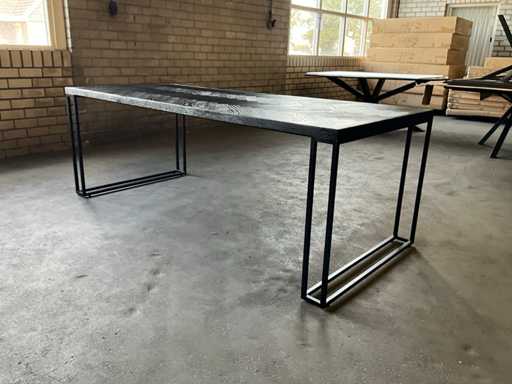 Table de salle à manger