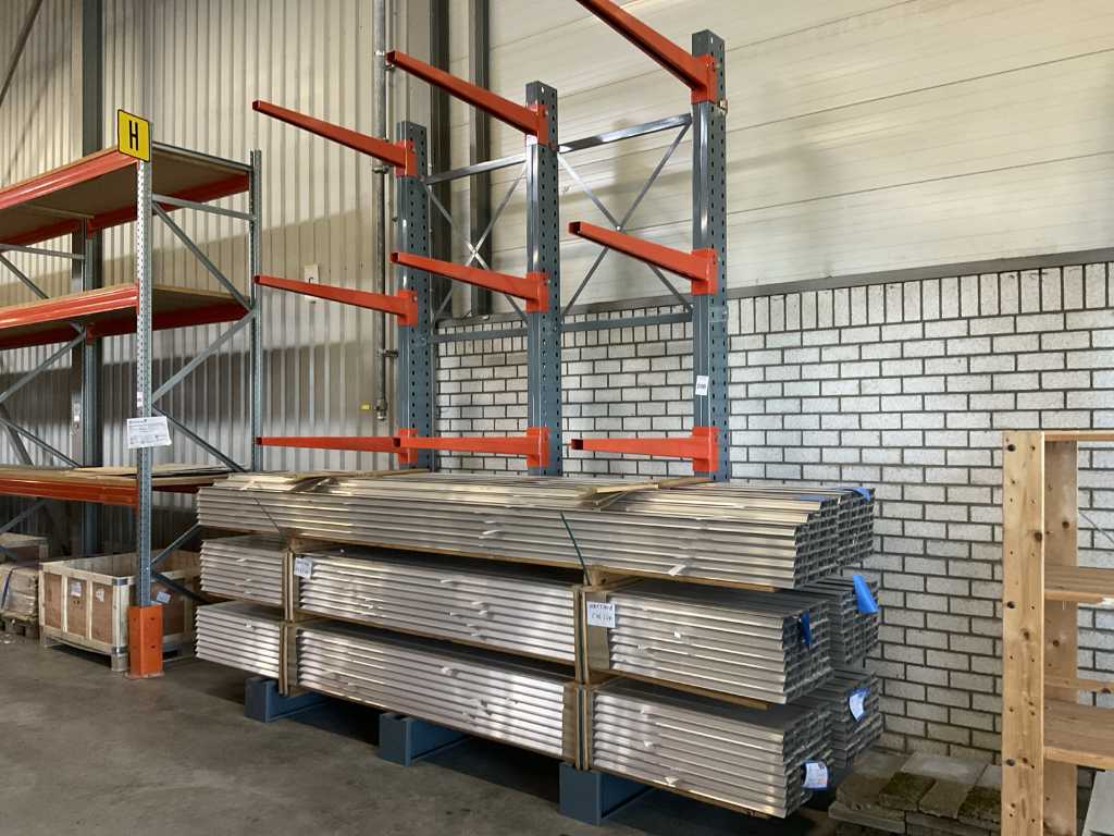 MCT Cantilever rack