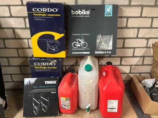 Cordo /  bobike / Thule Voordrager, windscherm en jerrycans (7x)