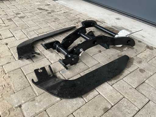 Valtra N3 series Bonnet protector