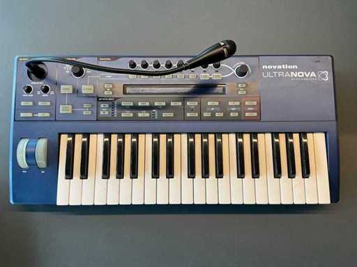 Synthétiseur Novation Ultranova
