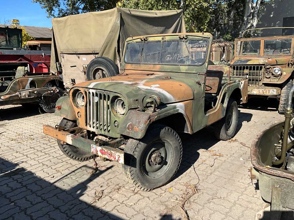 Willys Overland Jeep M38M Armeefahrzeug