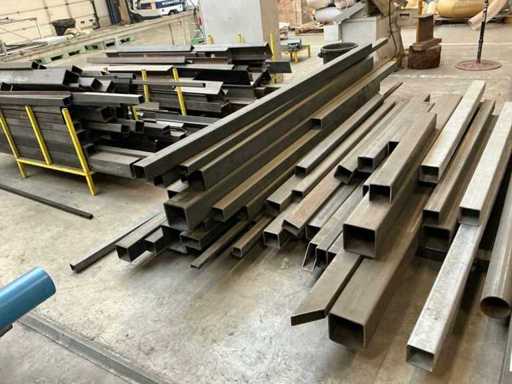 Partia profili stalowych