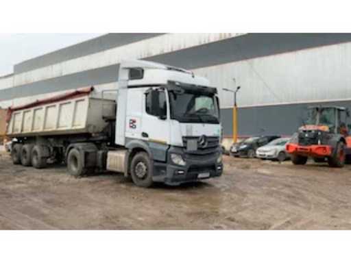 cedeeba4-81d3-4f3f-821c-76fcad2366ca.mp4