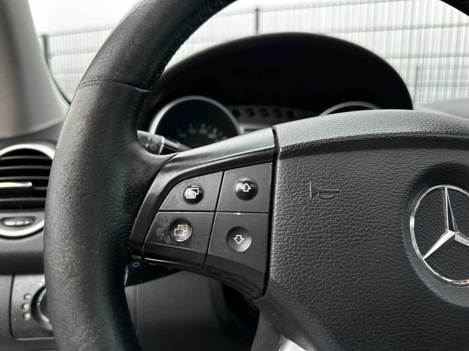 Mercedes-Benz M320 CDI M-klasse 221pk 2006, V-450-HD