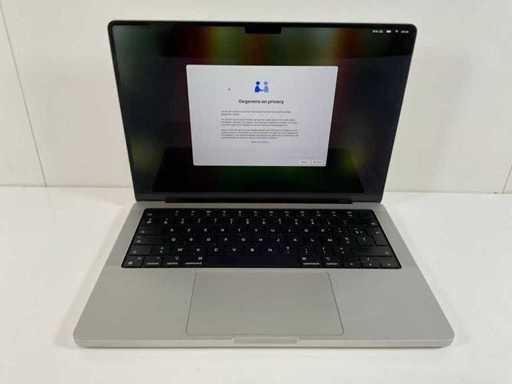 Apple MacBook Pro 14", Apple M1 Pro, 16 GB RAM, 500 GB NVMe Laptop