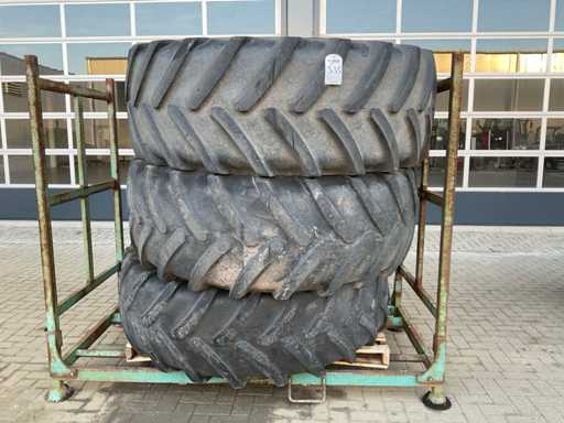 Michelin XM108 Tire (3x)