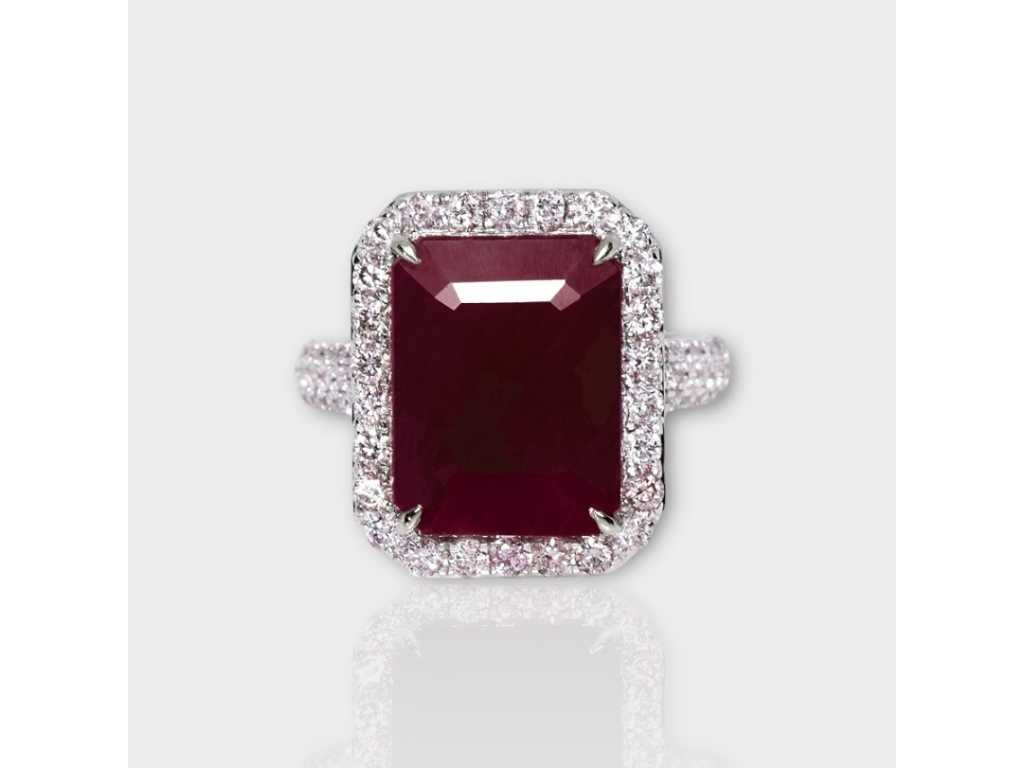 Bague Design de Luxe Rubis Rouge Violacé Naturel avec Diamants Roses, 6,75 carats