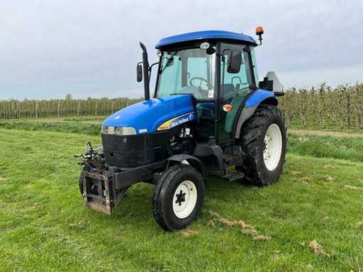 2010 New Holland TD5010 Two-wheel drive farm tractor