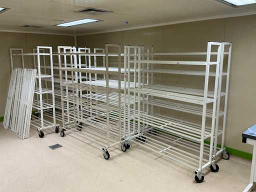 Mobiel rack voor kooien (9x)