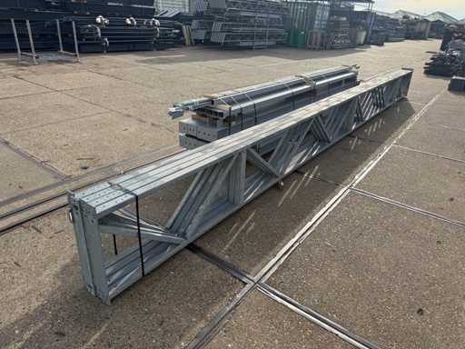 Platdak - Staalconstructie 9.60 x 25.00 meter (240m2)