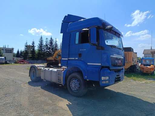 UOMO - TGS 18.400 4X4 BBS - Camion - 2010