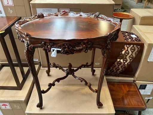 Table centrale Louis XV de Jansen Furniture