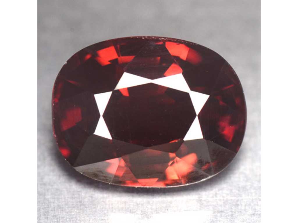 Zircon naturel (rouge) 2,29 carats