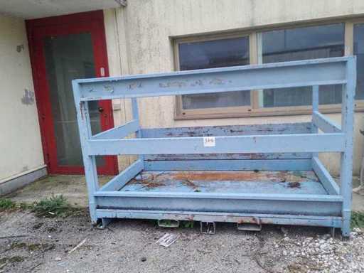 Metalen kooi