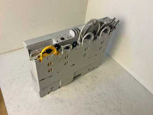 Lenze L-Force E94ASHE0044 Single Drive HighLine frequentieregelaar