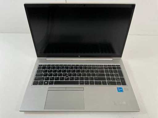 HP EliteBook 850 G8 15.6", Core(TM) i5 11a generazione, 16 GB di RAM, 256 GB NVMe Laptop