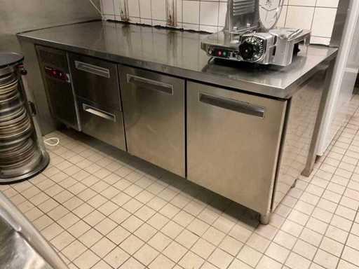 Banco da lavoro refrigerato diamantato