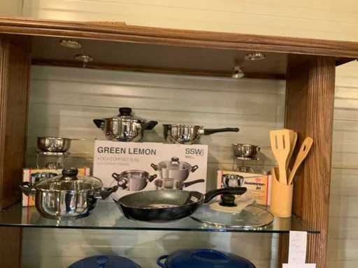 SSW -piece Cooking pot set, pan with lid and kitchen utensils