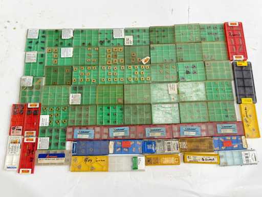   Veel inzet- en inzetstukken