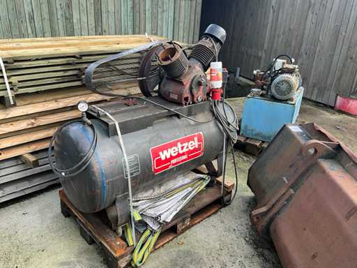 Diverse machines (4x)