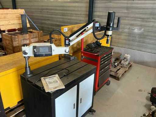 Braț electric de tapping Cowley