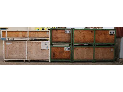 Ró?ne skrzynie transportowe (6x)