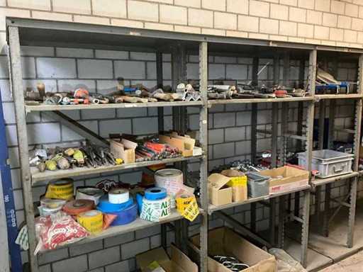 Raft de depozitare cu conținut