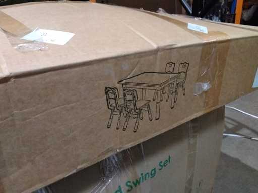 Stół do zabawy dla dzieci