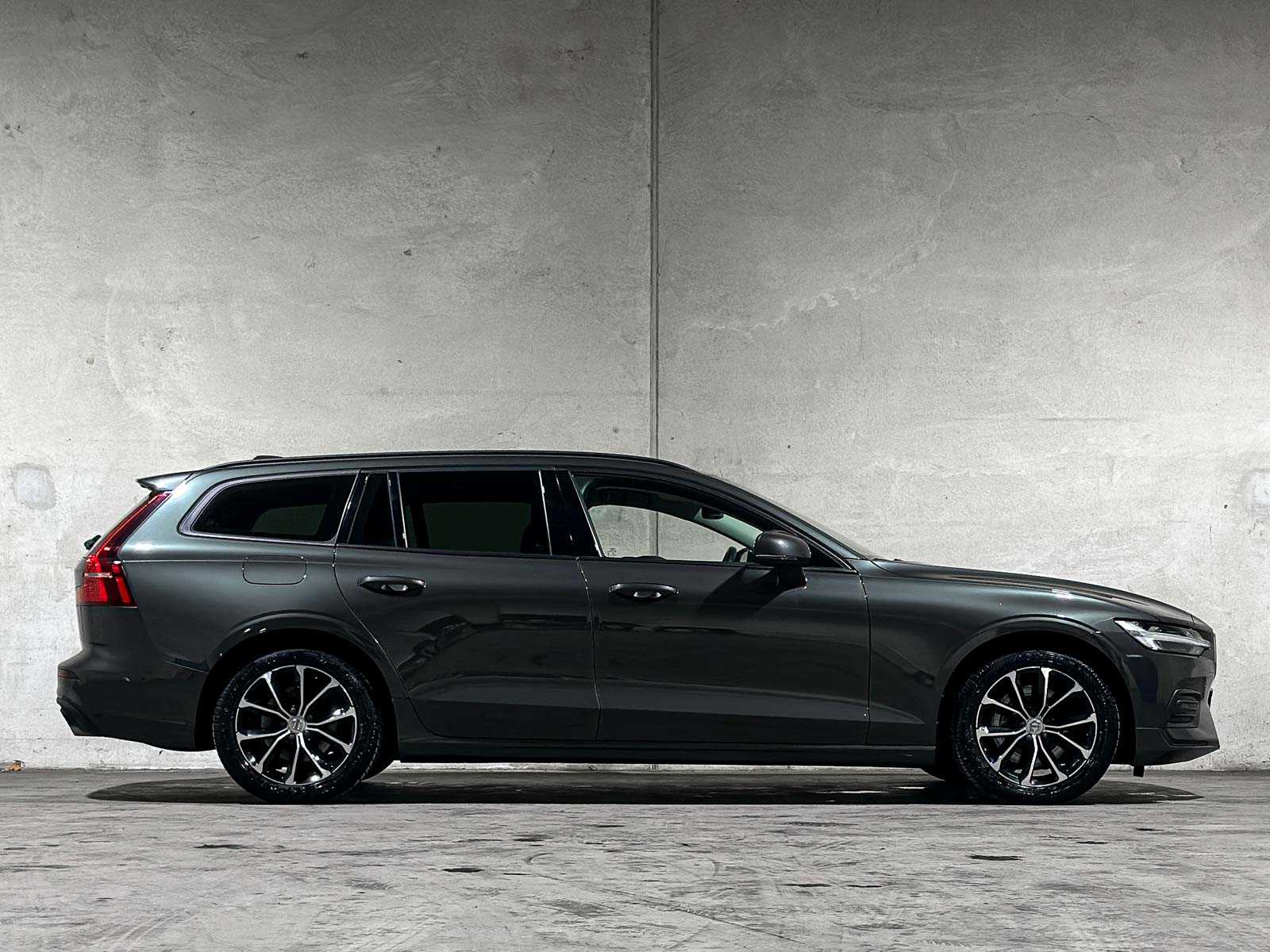 Volvo V60 2.0 B3 Momentum Advantage 163pk 2020 (Origineel-NL+1e eigenaar), K-370-BF