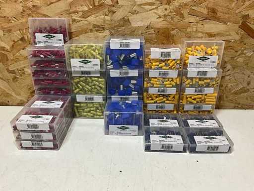 Conex: Viele verschiedene Kabelverschlüsse, flache Stecker und Stecker (3200x)