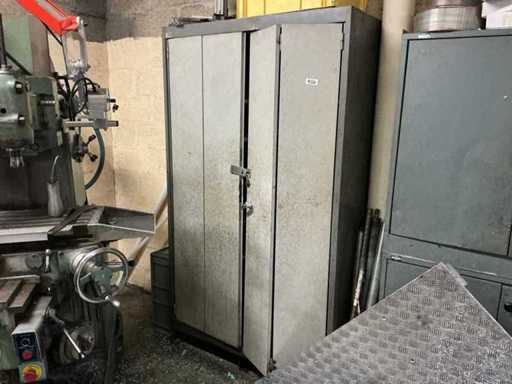 Kast met gereedschap