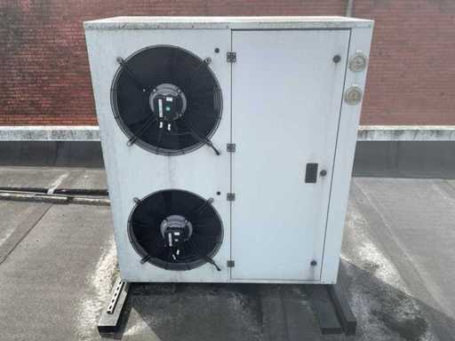 Batch of compressors and evaporators