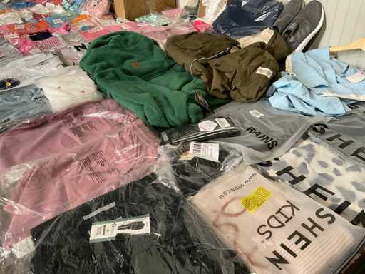 Kleding, schoenen & accessoires (1100x)