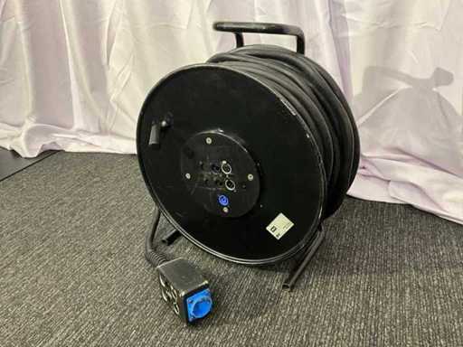 Multi câble sur bobine (55m)