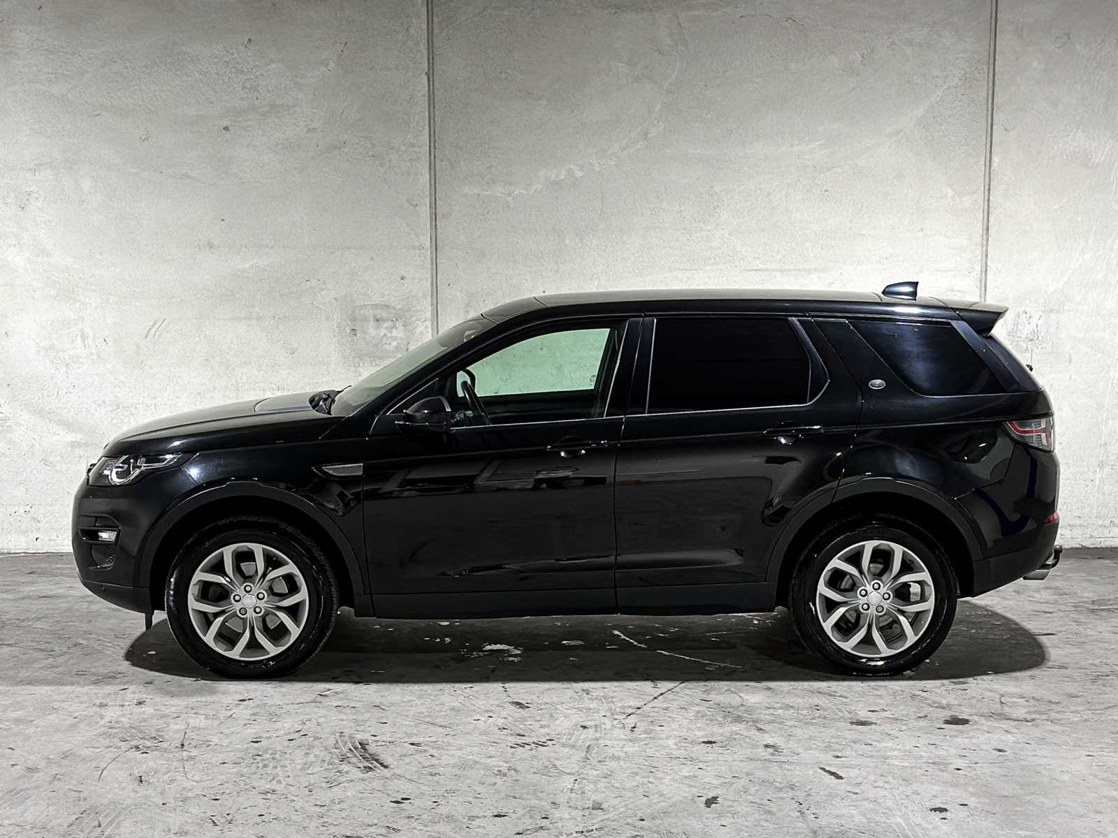 Land Rover Discovery Sport 2.0 TD4 US SE 150pk 2018 (Origineel-NL), V-267-ND