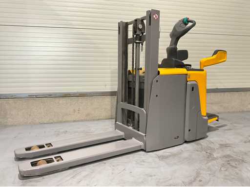 2019 Jungheinrich ERD 220 2000KG Meerij Stacker