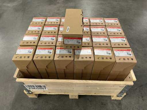 Beckhoff - AM8113-0F20-0000 - Servomoteurs 25x