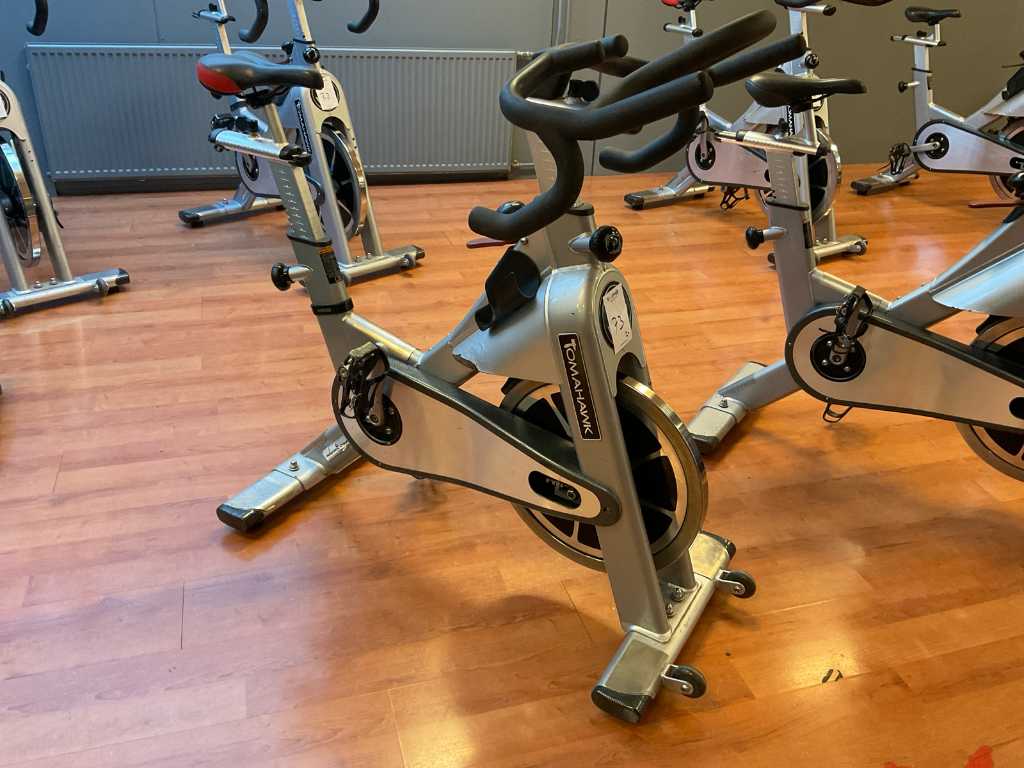 Tomahawk s best sale series spin bike