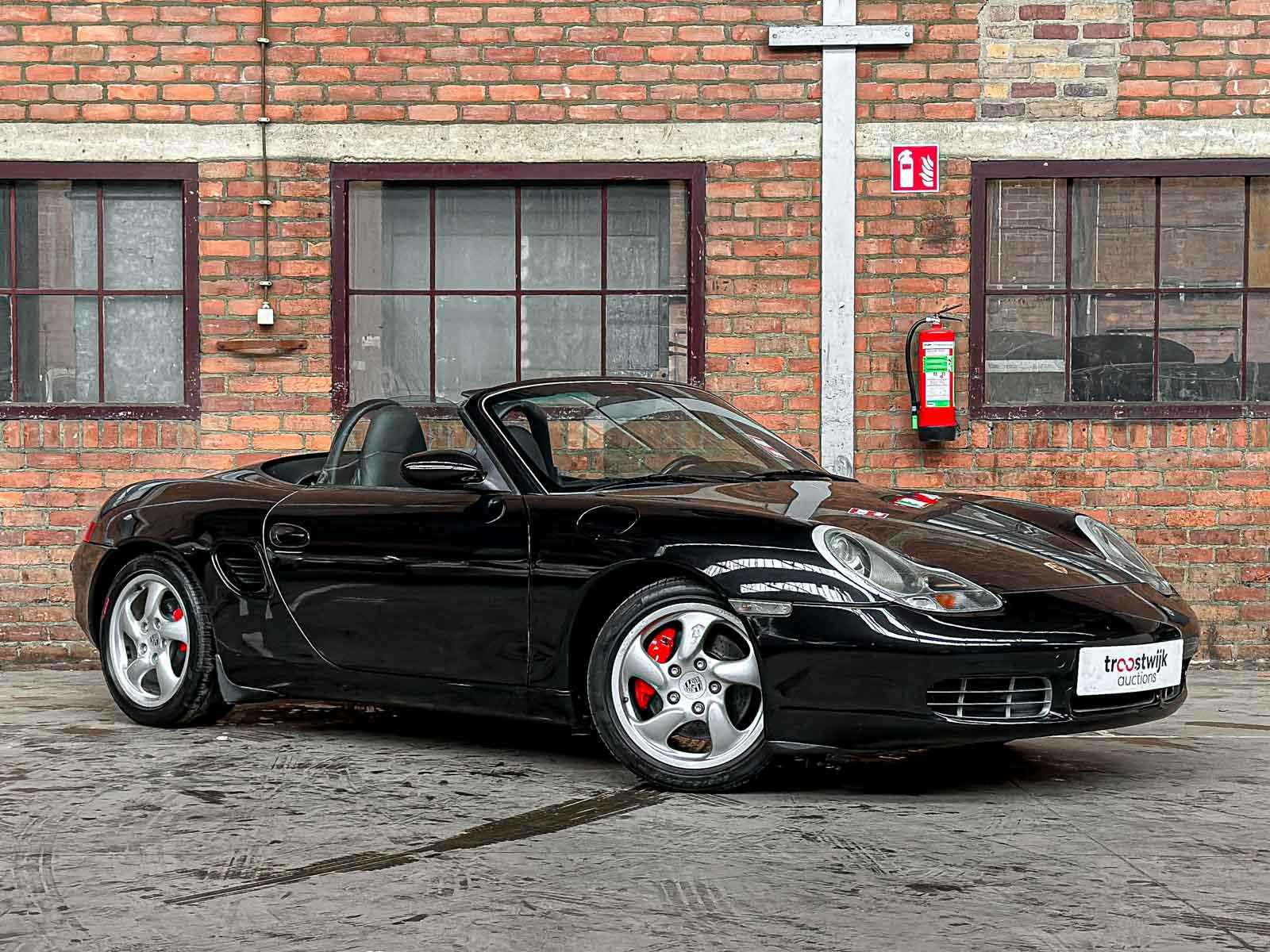 WP0ZZZ98Z2U641738 Porsche Boxster S 3.2 252pk 2002 -Youngtimer-