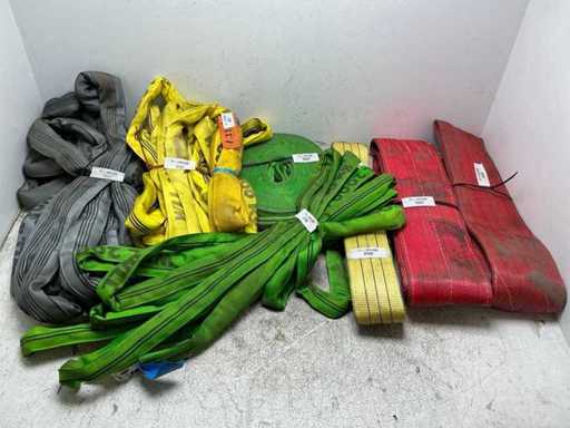 Round slings and lifting straps