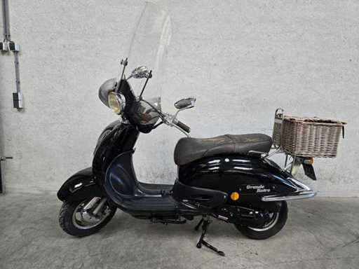 Fosti - Scooter - Grande Retro - 4T versione 25km f045bl