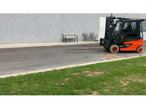 VIDEO-2025-10-15-10-02-59.mp4