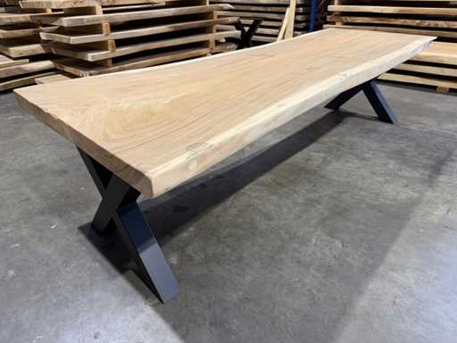 Suar boomstamtafel 300 cm