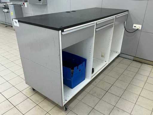 Mobilier de réception et de comptoir