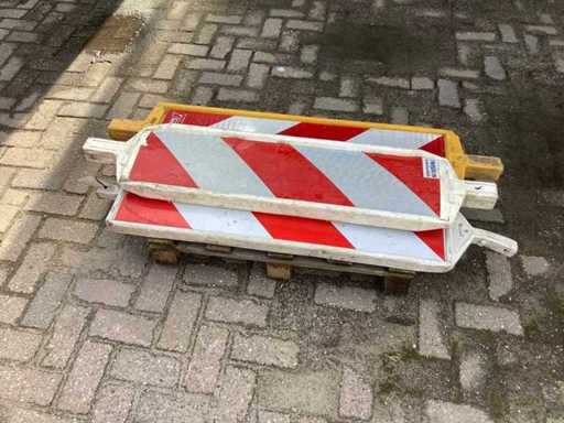 Signposting (3x)