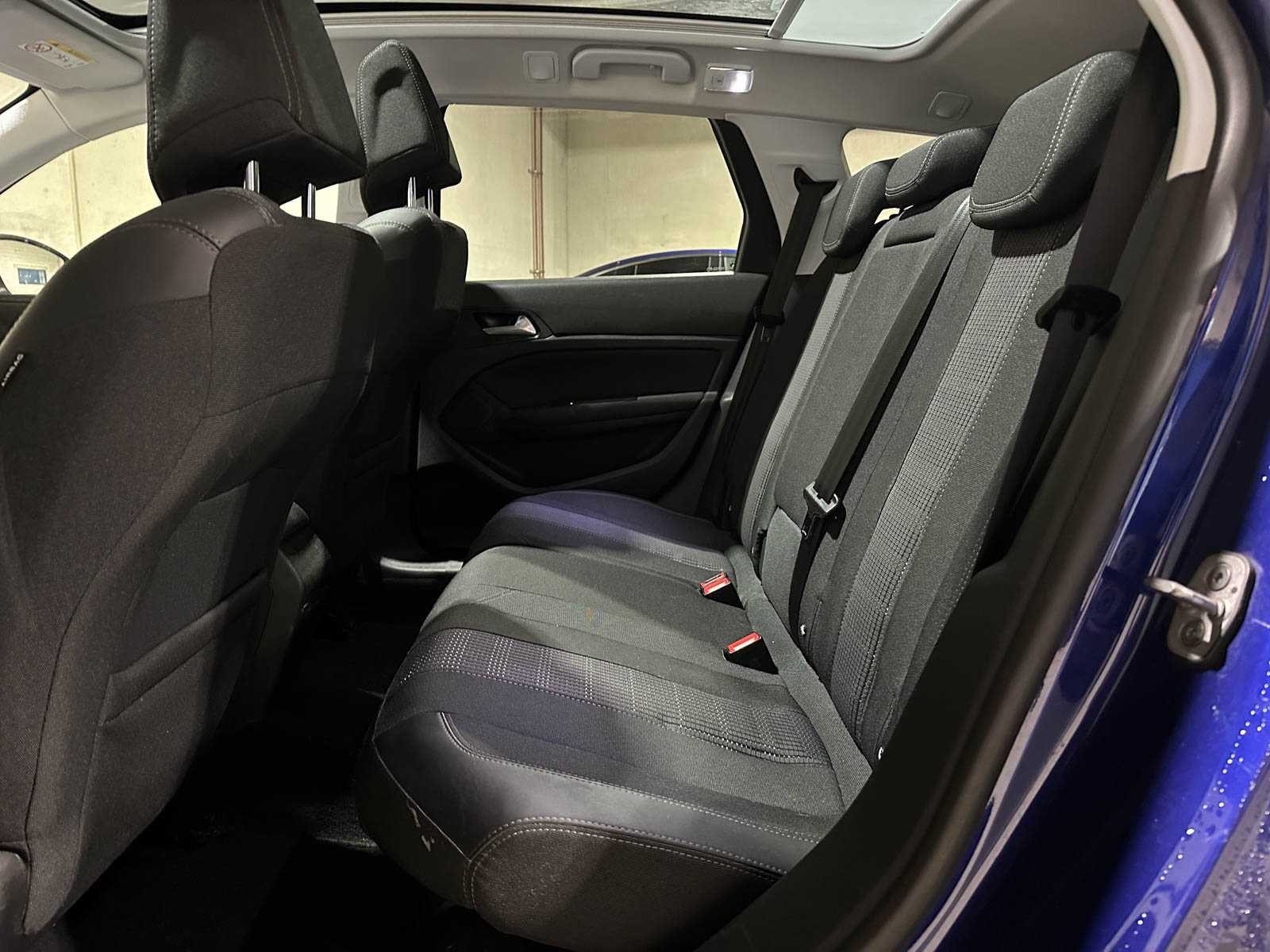 Peugeot 308 SW 1.2 PureTech Blue Lease Premium 5D 131pk 2020 (Origineel-NL), H-199-PD