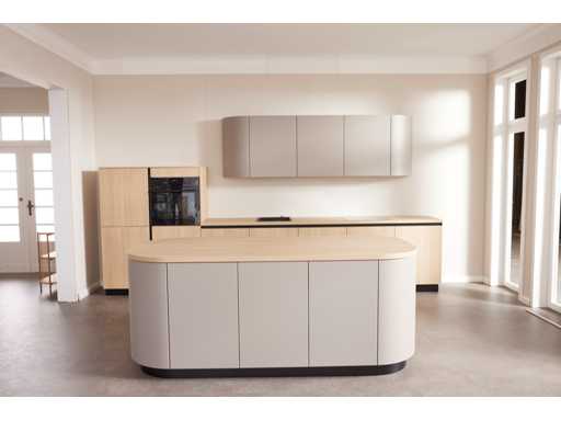 (Showroom) kitchens and appliances