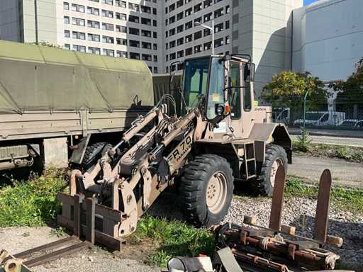 1994 Hitachi FR 70PL Înc?rc?tor frontal cu accesorii